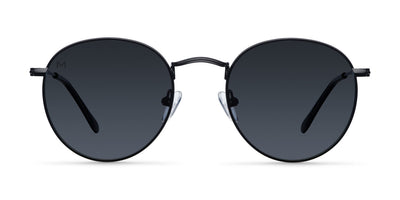 Yster All Black